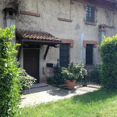Country House *